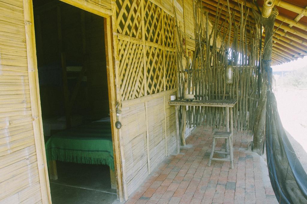 Grillo Tres Puntas Eco-Hostel 조리토스 외부 사진
